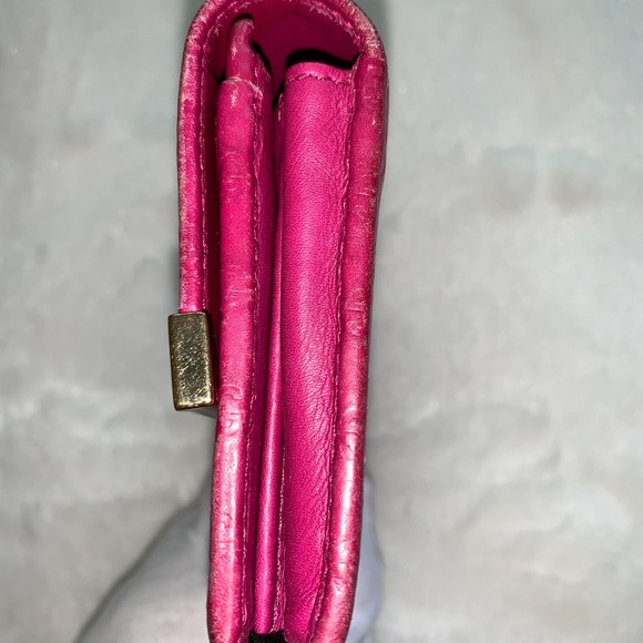 100% Authentic Gucci guccissima pattern wallet. - Picture 8 of 15